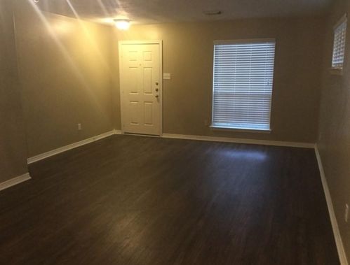 5021 Willow Point Dr, Conroe TX  77303-3078 exterior