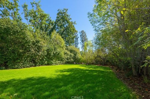 10272 Shadyridge Dr, Santa Ana CA  92705-1567 exterior