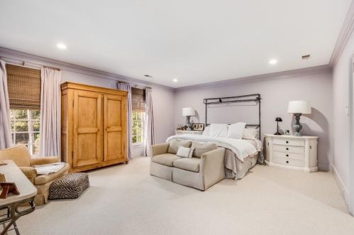 3229 Arden Rd, Atlanta GA  30305-1936 exterior