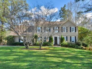 4895 Lakeland Ct, Marietta, GA 30068-4322