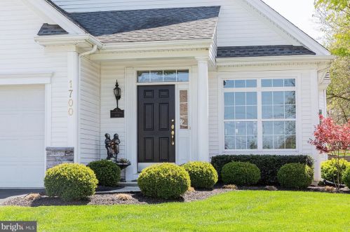 1700 Speedwell Rd, Lancaster PA  17601-4628 exterior