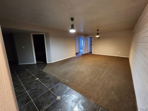 281 Bywood Dr, Pueblo CO  81007-1488 exterior