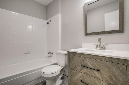 1114 Foxe Basin Dr, Garland TX exterior