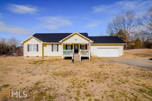 111 Riegel Xing, Trion, GA 30753-1607