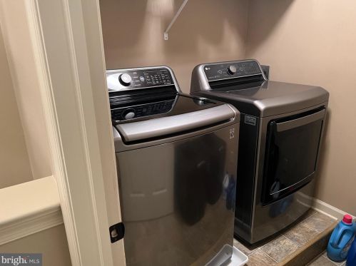 103 Sutherland Rd, Lancaster PA  17603-9020 exterior