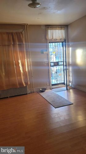 615 61 St, Philadelphia PA 19142-3514 exterior