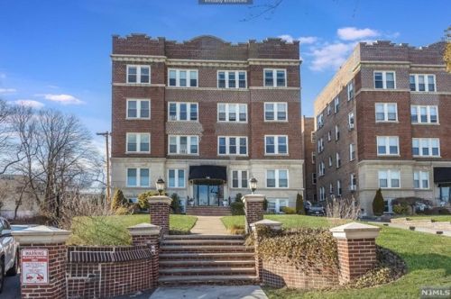 14 Forest St, Montclair, NJ 07042-3512