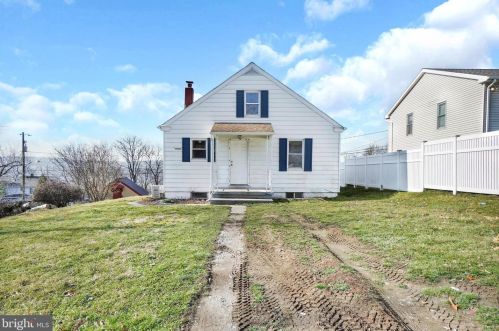 823 5th St, Harrisburg PA  17113-2612 exterior