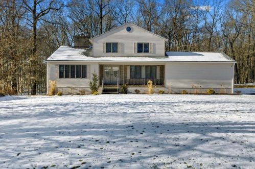 46 Beverly Rd, Milford, CT 06461-1621