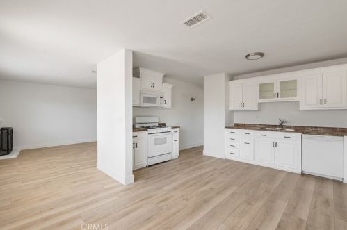7415 Lincoln Ave, Riverside CA  92504-4623 exterior