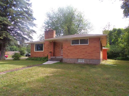 831 88th Ave, Duluth, MN 55808-1424
