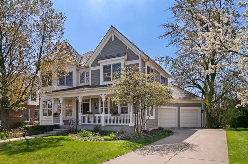 2999 Independence Ave, Glenview, IL 60026-7727