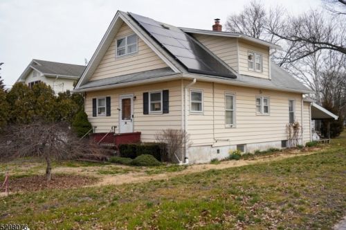 64 Pearl St, Bridgewater, NJ 08807-3140