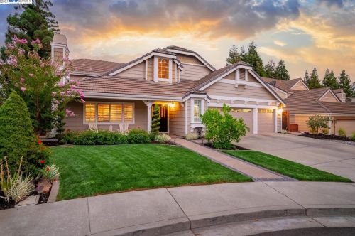 530 Dolores Pl, Pleasanton, CA 94566-7681
