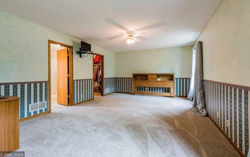 7584 Groveland Rd, Saint Paul MN  55112-3802 exterior