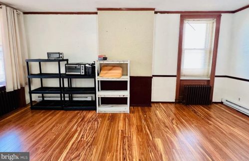 3563 11 St, Philadelphia PA 19140-4303 exterior