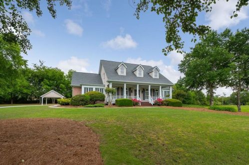2543 Ivy Creek Rd, Buford, GA 30519-4422