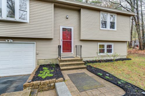 9 Brookside Dr, Standish, ME 04084-6438
