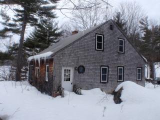 191 Black Pond Rd, Hillsboro, NH 03244-7411