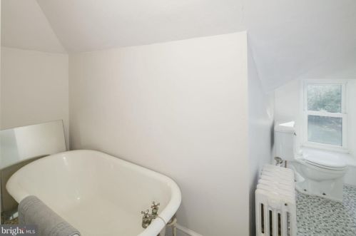 510 Kings Hwy, Haddonfield NJ 08033-2114 exterior