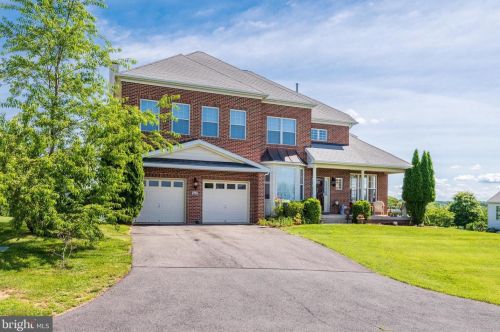 36628 Woodmar Farm Dr, Purcellville, VA 20132-3974