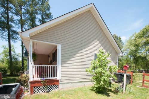 8299 Stonewall Ln, Woodford, VA 22580-3229