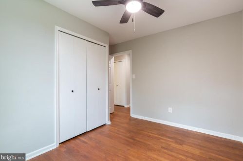 5464 Midship Ct, Springfield VA  22015-1912 exterior
