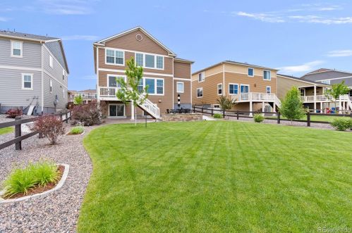 23939 Narrowleaf Pl, Aurora, CO 80016-7852