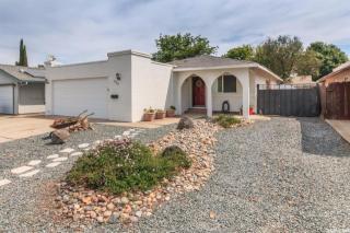 800 Chestnut Ave, Tracy, CA 95376-4345
