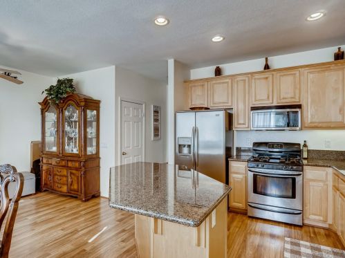 319 Kentucky Ave, El Cajon, CA 92020-3967