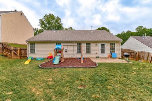 2125 Mina Lane Dr, Buford, GA 30518-4424