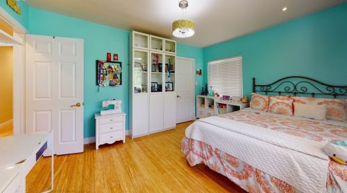 990 25 St, Upland CA 91784-1006 exterior