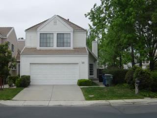 409 Glenmoor Cir, Milpitas CA  95035-2948 exterior