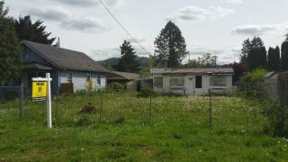 9736 Woodstock Ct, Portland OR  97266-5121 exterior