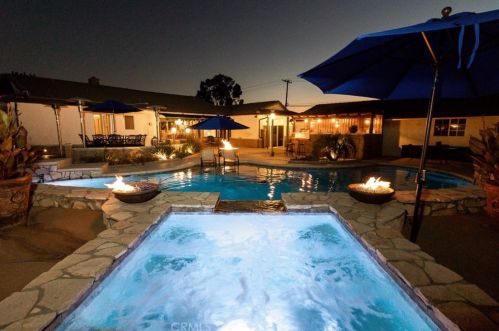 19509 Dexter St, Covina, CA 91724-3207