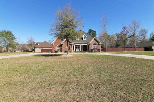 2074 Hiwassee Dr, Bonaire GA  31005-2507 exterior