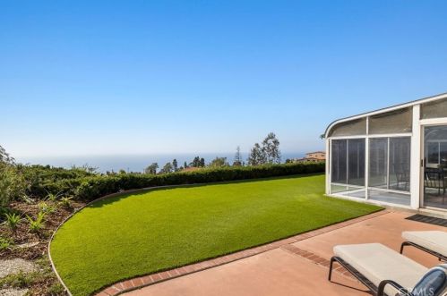 28509 Seamount Dr, Palos Verdes Estates, CA 90275-4751
