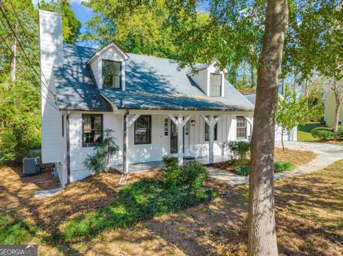 543 Charing Cross Dr, Marietta GA  30066-2556 exterior