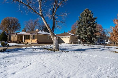 8935 55th Ave, Arvada, CO 80002-3027
