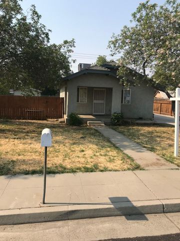 1422 Gibson Ave, Clovis, CA 93611-1416