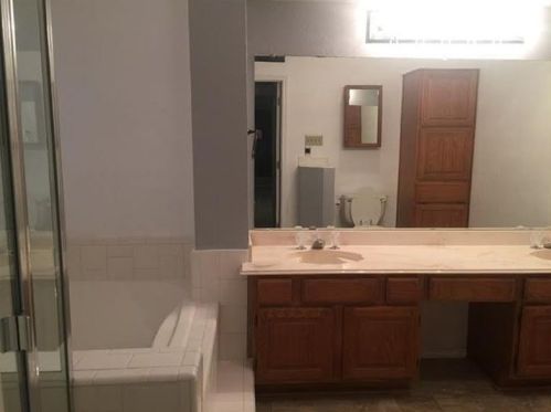 4213 Red Spruce Ln, Carrollton TX  75010-1057 exterior