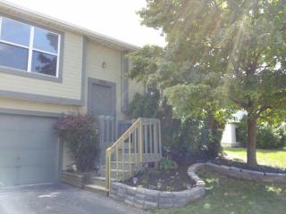 7612 Sessis Dr, Columbus OH  43085-5318 exterior