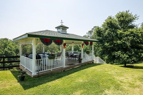 909 Upper Salem Church Rd, Big Canoe, GA 30143-4901