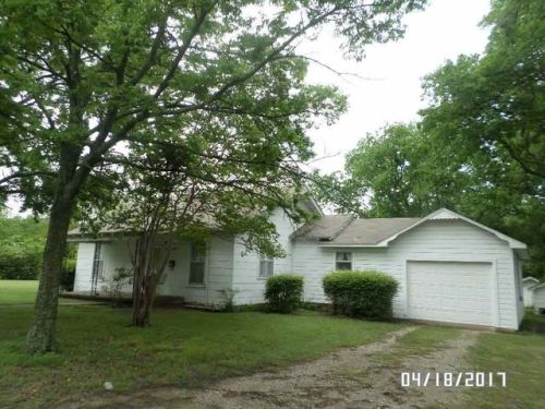 405 5th Ave, Marietta, OK 73448-2694