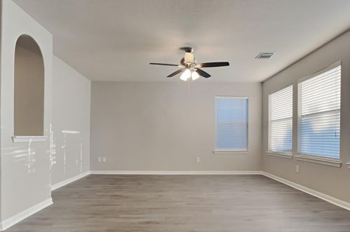 32302 Willow Creek Park, Conroe TX  77385-8149 exterior