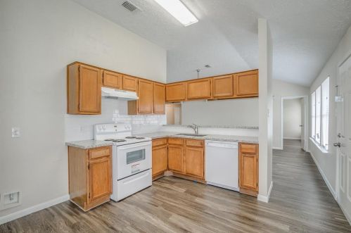 16885 Blue Jay St, Conroe TX  77385-4601 exterior