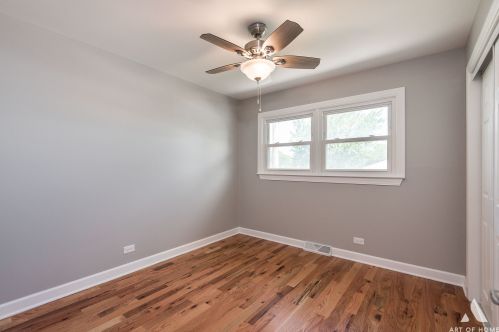 5801 Holmes Ave, Willowbrook IL  60514-1723 exterior