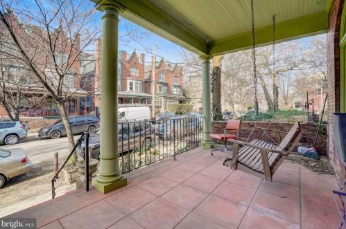 437 44 St, Philadelphia PA 19104-2910 exterior