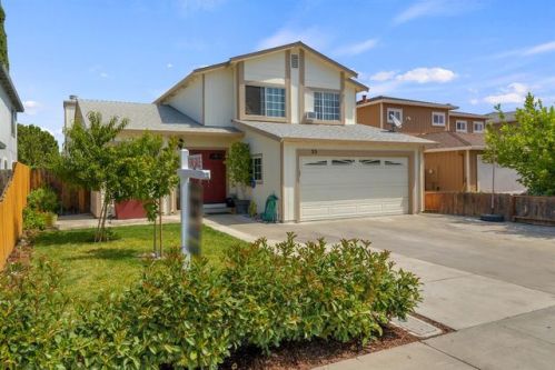 35 Portola Way, Tracy, CA 95376-2163