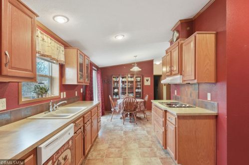 420 Mill Rd, Gibbon, MN 55335-3132